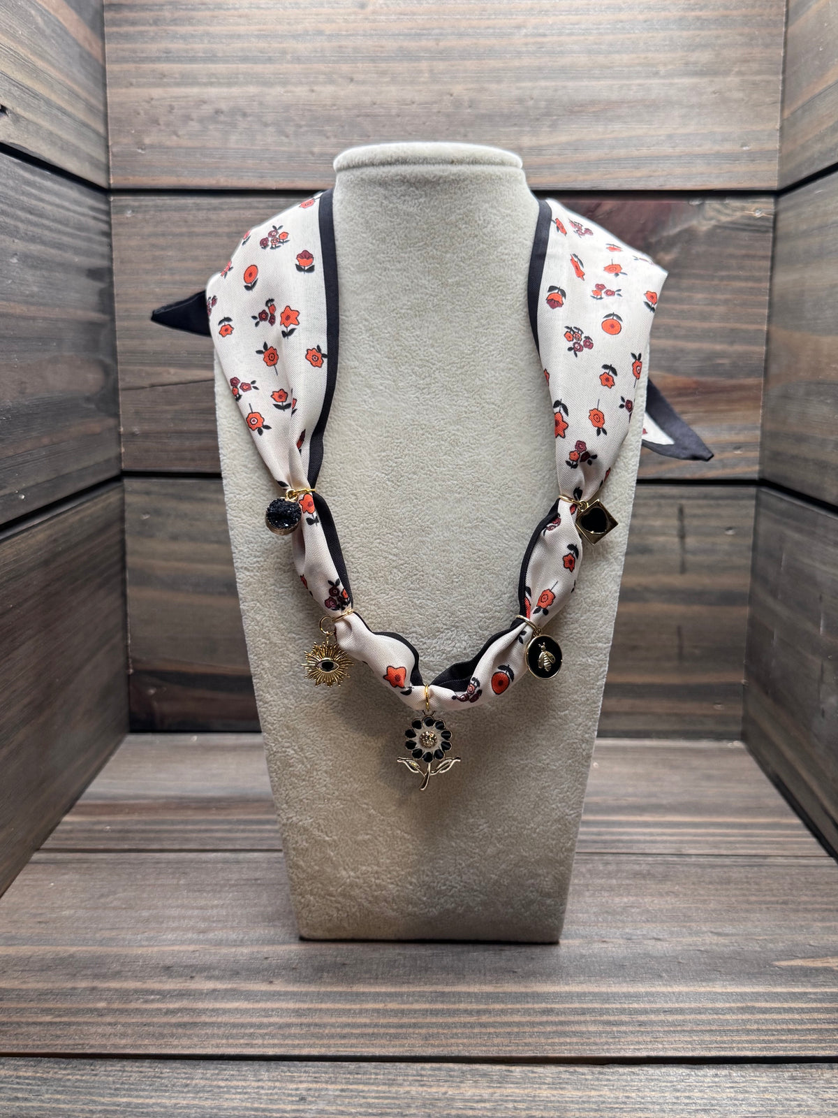 Wildflower Rebel - Cream Floral Charm Necklace